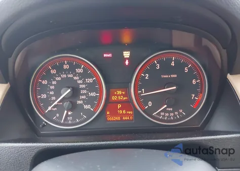 2014 BMW X1 xDrive28I z USA, uszkodzony, nr VIN WBAVL1C52EVY11753